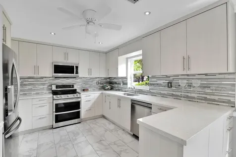7962 Cloverfield Circle Boca Raton FL 33433
