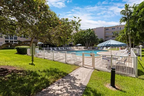 1481 S Ocean Lauderdale By The Sea FL 33062