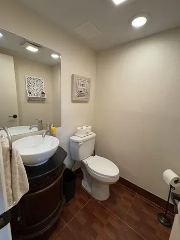 23 Flanders A Delray Beach FL 33484