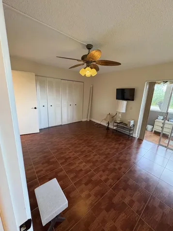23 Flanders A Delray Beach FL 33484