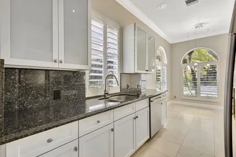229 E Tall Oaks Circle Palm Beach Gardens FL 33410