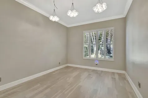 229 E Tall Oaks Circle Palm Beach Gardens FL 33410