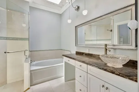 229 E Tall Oaks Circle Palm Beach Gardens FL 33410