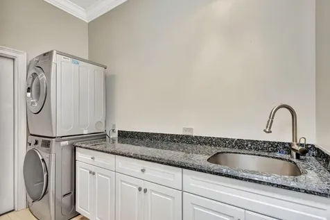 229 E Tall Oaks Circle Palm Beach Gardens FL 33410