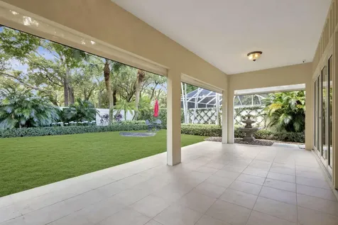 229 E Tall Oaks Circle Palm Beach Gardens FL 33410