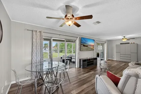 607 Se Forgal Street Port Saint Lucie FL 34983