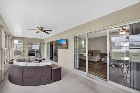 607 Se Forgal Street Port Saint Lucie FL 34983