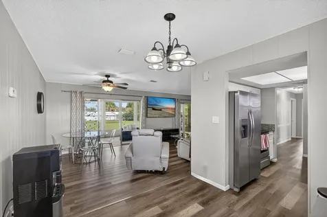 607 Se Forgal Street Port Saint Lucie FL 34983