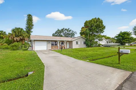 607 Se Forgal Street Port Saint Lucie FL 34983