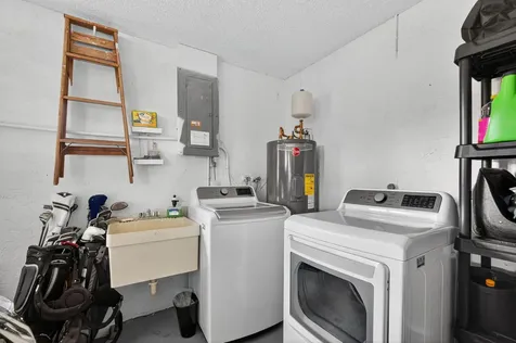 607 Se Forgal Street Port Saint Lucie FL 34983