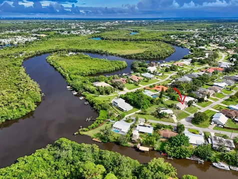 607 Se Forgal Street Port Saint Lucie FL 34983