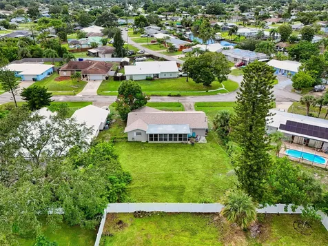 607 Se Forgal Street Port Saint Lucie FL 34983