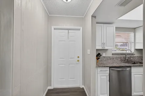 607 Se Forgal Street Port Saint Lucie FL 34983