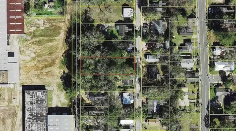 422 Thomas Alley Quincy FL 32351