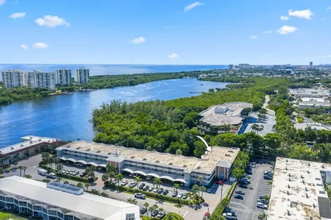 700 Ne Harbour Terrace Boca Raton FL 33431