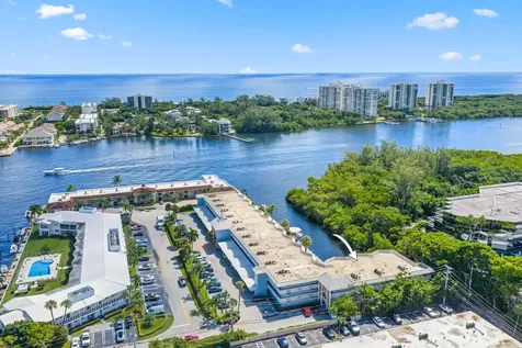 700 Ne Harbour Terrace Boca Raton FL 33431