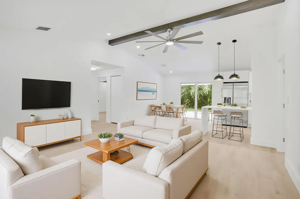 5456 Sunrise Boulevard Delray Beach FL 33484