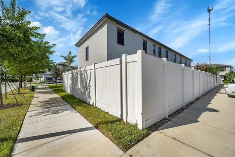 20357 Nw 4th Path Miami Gardens FL 33169