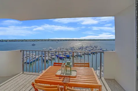 1208 Marine Way North Palm Beach FL 33408