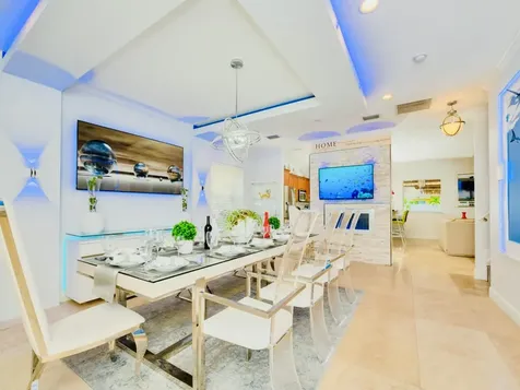 420 Sw 1st Avenue Boynton Beach FL 33435