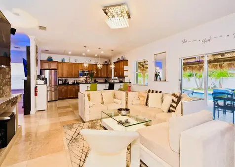 420 Sw 1st Avenue Boynton Beach FL 33435