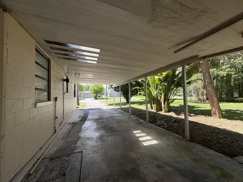 1010 Mayflower Road Fort Pierce FL 34950
