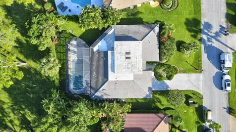 634 W Lakewoode Circle Delray Beach FL 33445