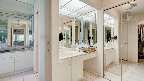 634 W Lakewoode Circle Delray Beach FL 33445