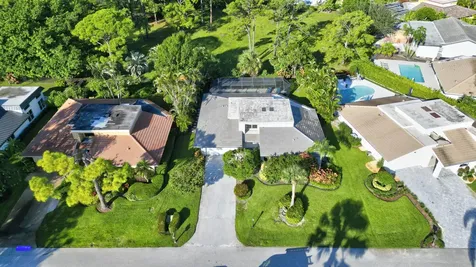 634 W Lakewoode Circle Delray Beach FL 33445