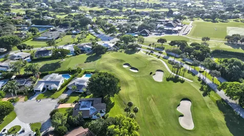 634 W Lakewoode Circle Delray Beach FL 33445