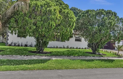 4040 Ne 4th. Avenue Deerfield Beach FL 33064