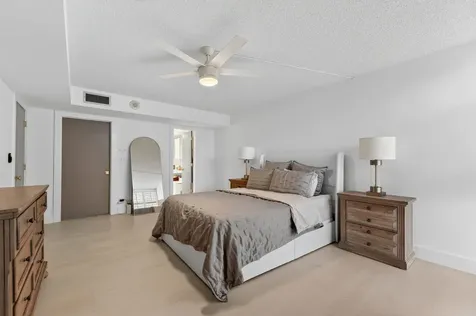 1370 S Ocean Boulevard Pompano Beach FL 33062