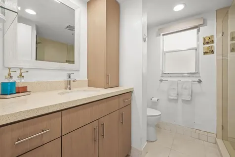 3871 Via Poinciana Lake Worth FL 33467
