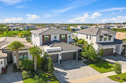 12636 Solana Bay Circle Palm Beach Gardens FL 33412