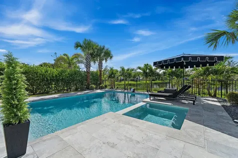 12636 Solana Bay Circle Palm Beach Gardens FL 33412