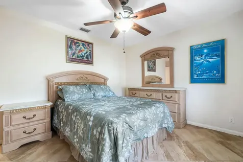 1710 N Lakefield North Court Wellington FL 33414