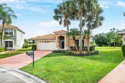 1710 N Lakefield North Court Wellington FL 33414