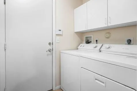 1710 N Lakefield North Court Wellington FL 33414