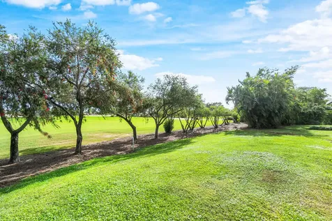 1710 N Lakefield North Court Wellington FL 33414