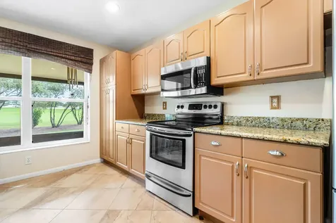 1710 N Lakefield North Court Wellington FL 33414