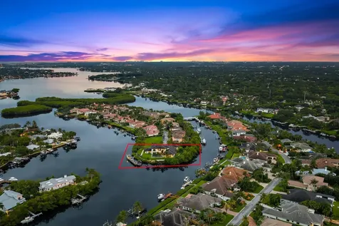 18941 Se Reach Island Lane Jupiter FL 33458