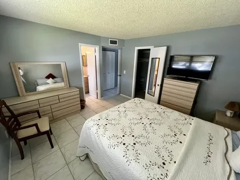 2222 NE 1st Way Boynton Beach FL 33435