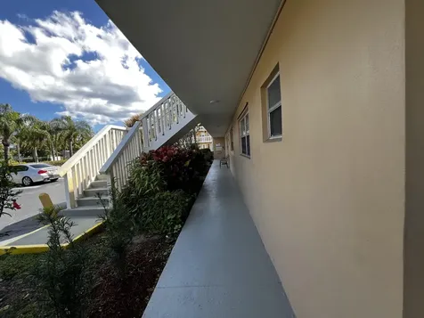 2222 NE 1st Way Boynton Beach FL 33435