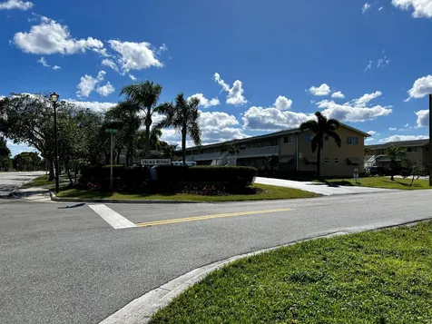 2222 NE 1st Way Boynton Beach FL 33435