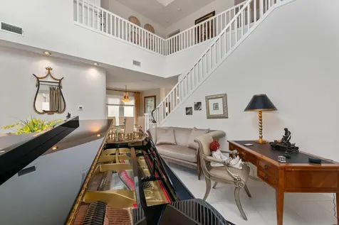 53 Via Del Corso Palm Beach Gardens FL 33418