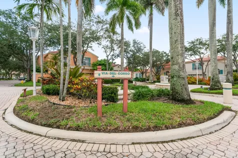 53 Via Del Corso Palm Beach Gardens FL 33418
