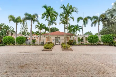 53 Via Del Corso Palm Beach Gardens FL 33418