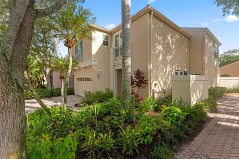 53 Via Del Corso Palm Beach Gardens FL 33418