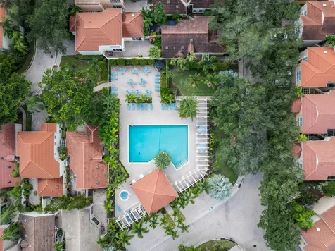 53 Via Del Corso Palm Beach Gardens FL 33418