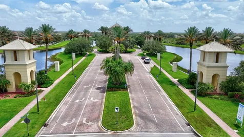 12759 Sw Lake Fern Circle Port Saint Lucie FL 34987
